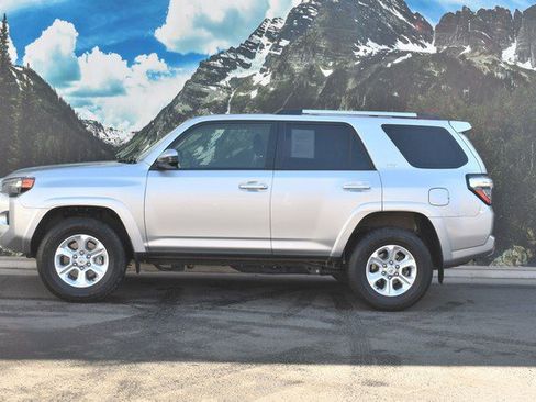 Certified 2024 Toyota 4Runner SR5 image 7