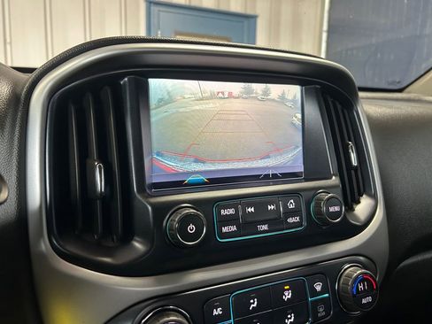 Used 2018 Chevrolet Colorado ZR2 image 19