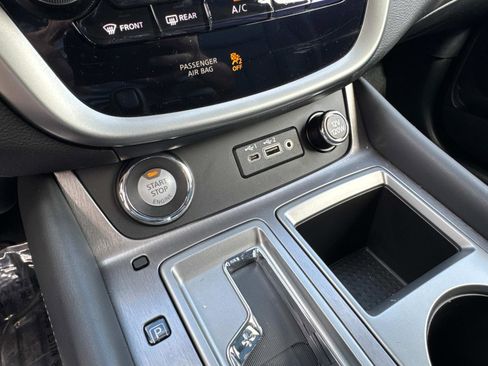 Used 2022 Nissan Murano SL w/ SL Moonroof Package image 25