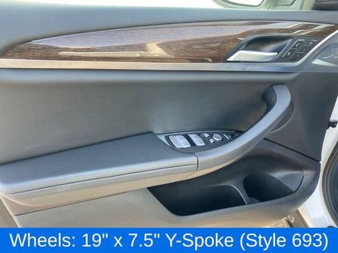 Used 2023 BMW X3 xDrive30i AWD/4WD image 18