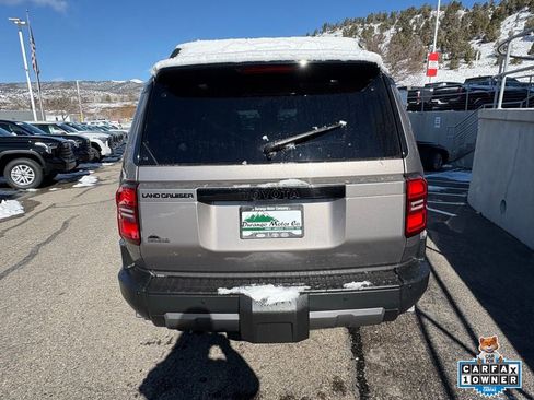 Used 2024 Toyota Land Cruiser image 8