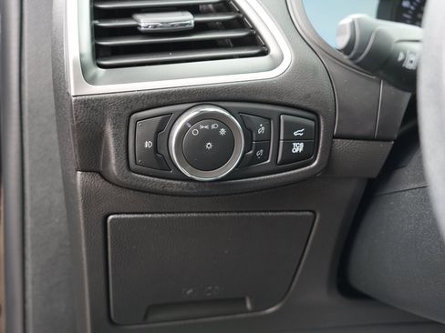 Used 2024 Ford Edge ST-Line AWD/4WD image 19