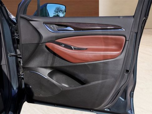 Used 2018 Buick Enclave Avenir w/ Avenir Technology Package image 31