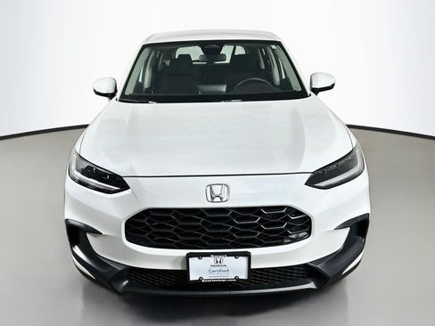 Used 2024 Honda HR-V LX image 2