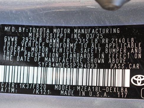 Certified 2025 Toyota Corolla LE FWD image 33
