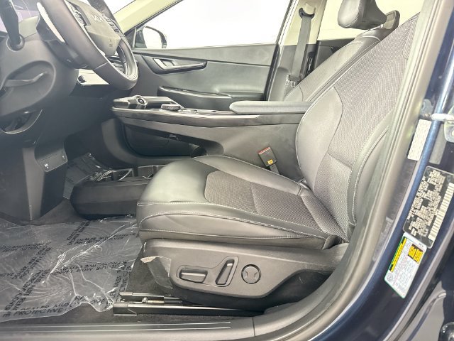 Certified 2024 Kia EV6 Light AWD/4WD image 23