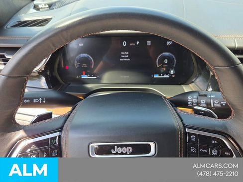 Used 2024 Jeep Grand Cherokee L Summit AWD/4WD image 26