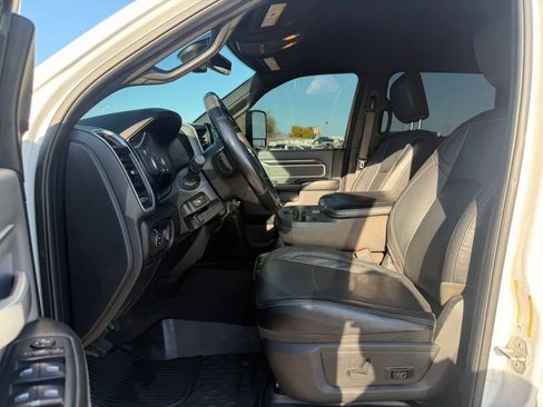 Used 2021 RAM 2500 Big Horn w/ Level 1 Equipment Group AWD/4WD image 18