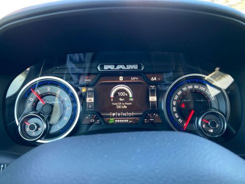 Used 2023 RAM 1500 Big Horn image 15