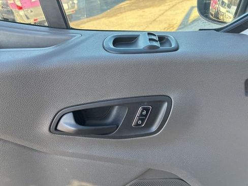 Used 2024 Ford Transit 250 148 Medium Roof image 29