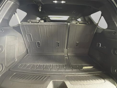 Certified 2022 GMC Yukon SLT w/ SLT Premium Package image 30