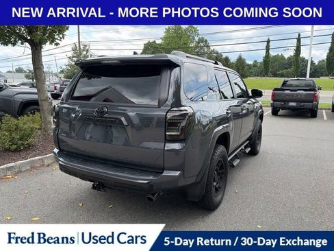 Used 2024 Toyota 4Runner TRD Off-Road Premium w/ Moonroof Package AWD/4WD image 3