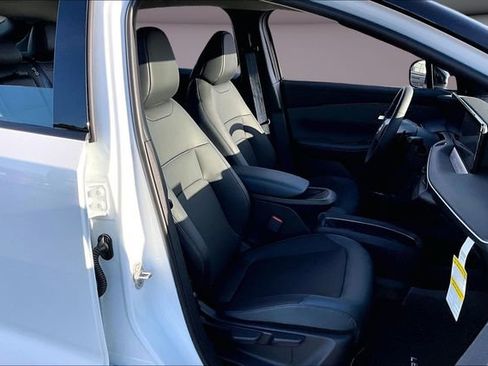 New 2026 Nissan Leaf SV+ image 10