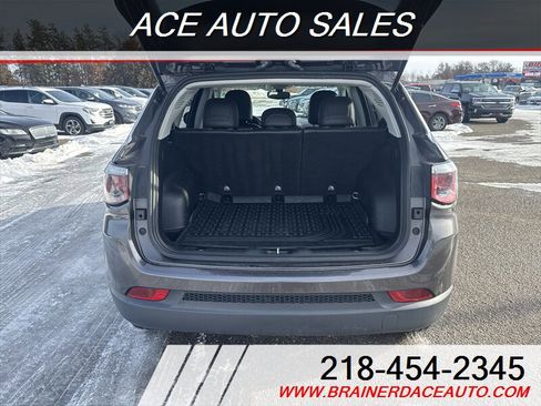 Used 2019 Jeep Compass Latitude w/ Popular Equipment Group image 7