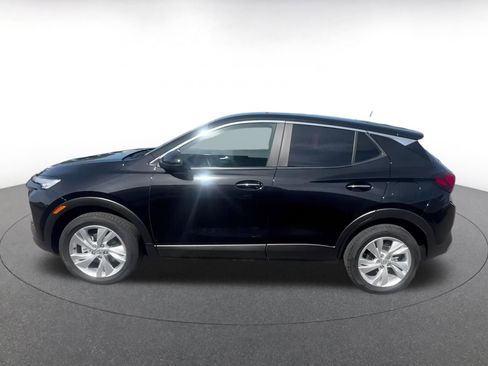 Used 2025 Buick Encore GX Preferred image 9