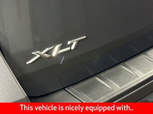 Used 2022 Ford Explorer XLT w/ Class IV Trailer Tow Package image 2