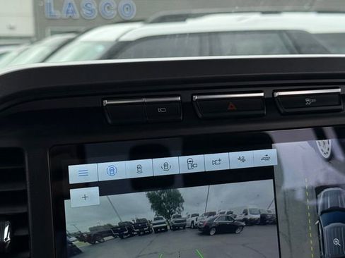 Used 2022 Ford F150 XLT w/ Equipment Group 302A High AWD/4WD image 4