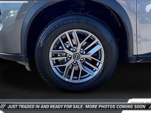 Used 2024 Nissan Rogue S AWD/4WD image 7