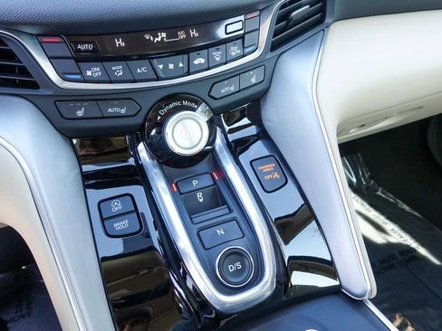 Used 2023 Acura TLX image 19