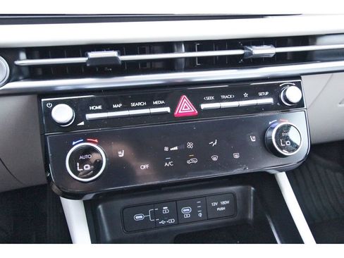 Certified 2025 Hyundai Tucson SEL image 28