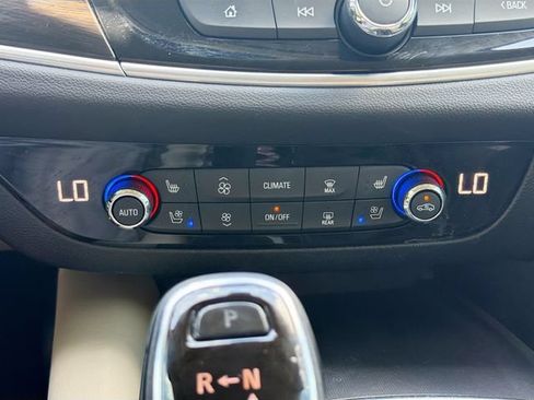 Used 2018 Buick Enclave Premium w/ Trailering Package FWD image 47