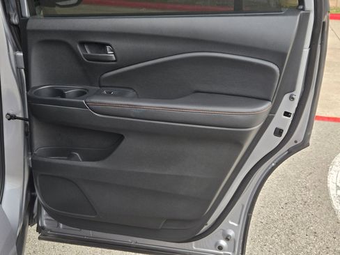 Certified 2024 Honda Passport TrailSport image 25