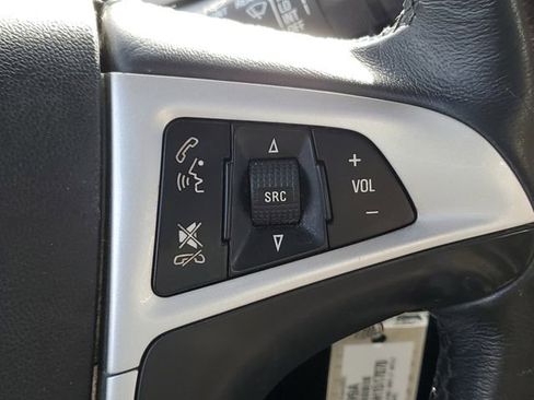 Used 2017 Chevrolet Equinox LT image 24