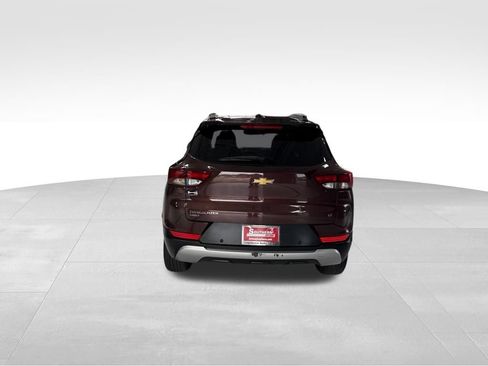 Used 2023 Chevrolet TrailBlazer LT w/ Convenience Package AWD/4WD image 4