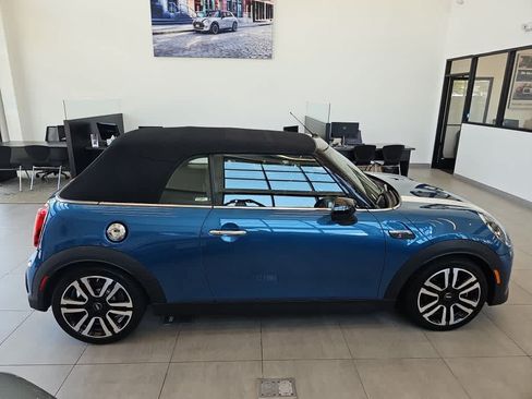 Used 2022 MINI Cooper S w/ Premium Package FWD image 9