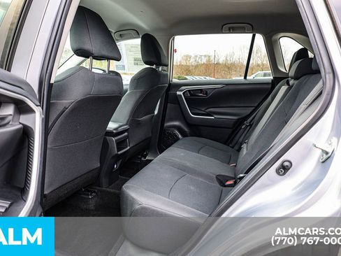 Used 2021 Toyota RAV4 LE image 20