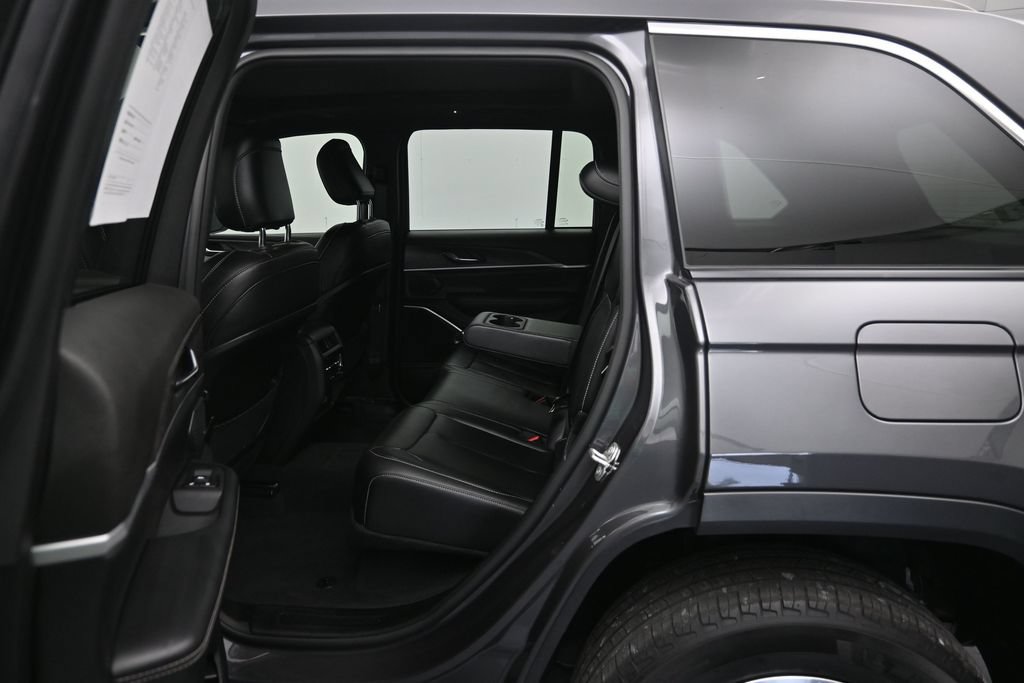 Used 2024 Jeep Grand Cherokee Limited 4xe w/ Trailer Tow Package AWD/4WD image 25