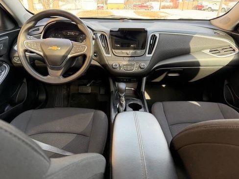 Used 2024 Chevrolet Malibu LT image 13
