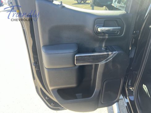 Certified 2019 Chevrolet Silverado 1500 LTZ w/ LTZ Convenience Package AWD/4WD image 11