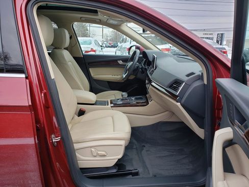 Used 2019 Audi Q5 2.0T Premium Plus image 18