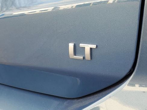 Used 2024 Chevrolet Equinox LT FWD image 34
