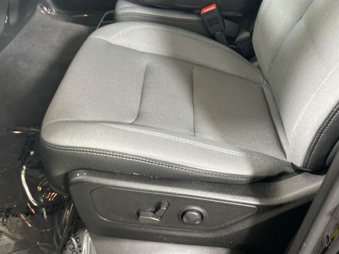 Used 2022 RAM 1500 Big Horn AWD/4WD image 18