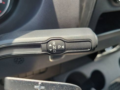 Used 2025 Mercedes-Benz Sprinter 2500 image 26