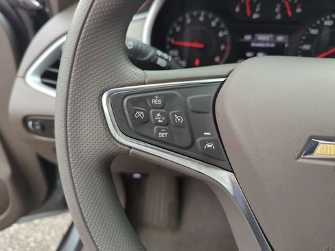 Used 2024 Chevrolet Malibu LT FWD image 21