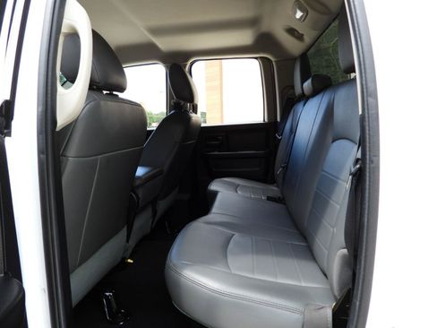 Used 2016 RAM 1500 Express AWD/4WD image 42
