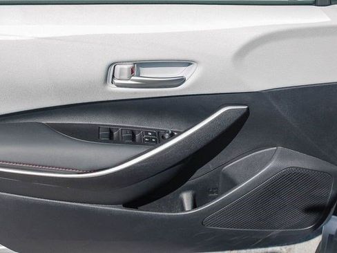 Used 2025 Toyota Corolla SE FWD image 21