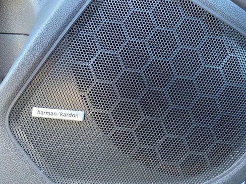 Used 2018 Subaru Outback 2.5i Limited w/ Popular Package #2 image 22