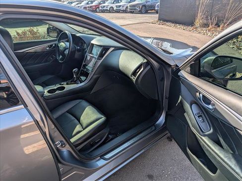 Used 2014 INFINITI Q50 2.0t w/ Moonroof Package image 12