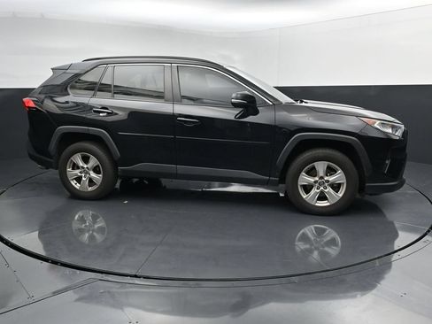 Used 2020 Toyota RAV4 XLE w/ Convenience Package AWD/4WD image 9