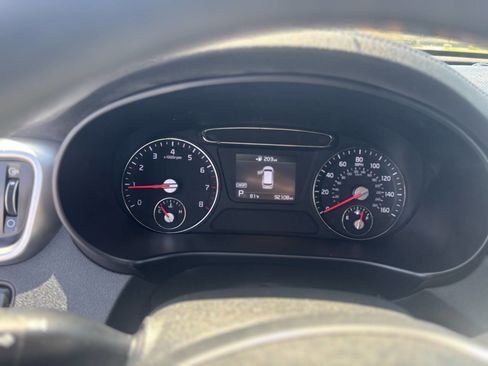 Used 2019 Kia Sorento L image 27