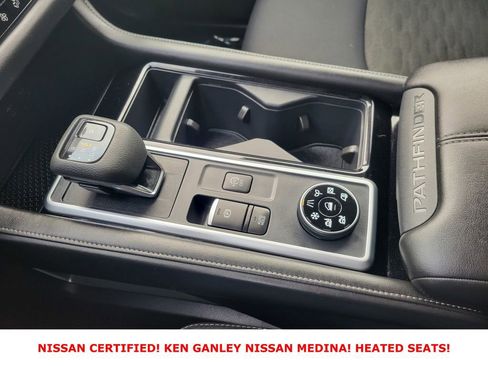 Certified 2025 Nissan Pathfinder SV image 27