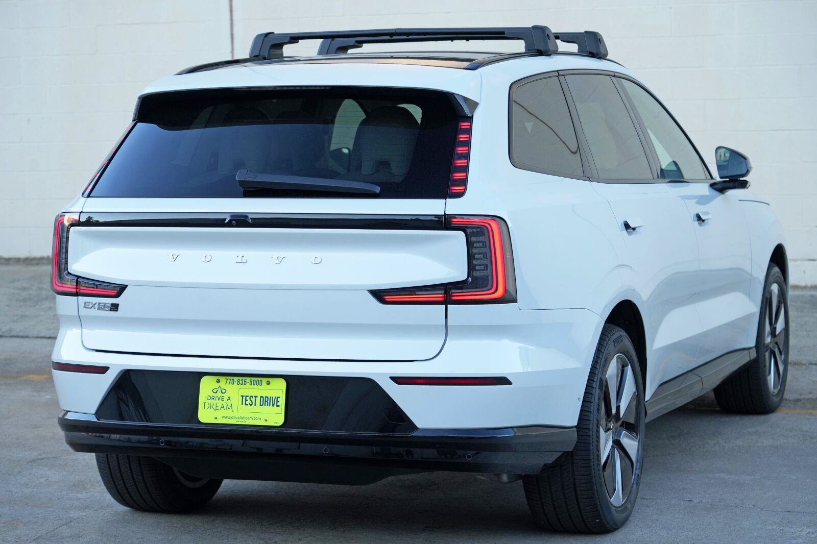 Used 2025 Volvo EX90 Plus AWD/4WD image 50
