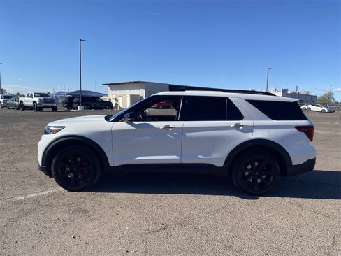 Used 2021 Ford Explorer ST w/ Equipment Group 401A image 3