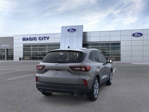 Used 2025 Ford Escape ST-Line w/ Equipment Group 301A FWD image 8