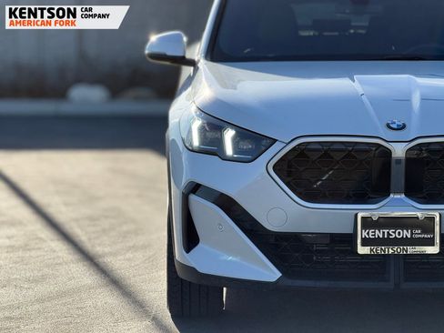 Used 2026 BMW X2 xDrive28i image 14