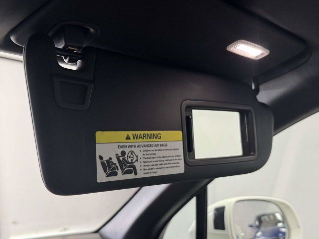 Used 2020 Bentley Bentayga AWD/4WD image 50